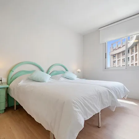 Luxury With Sea View And Parking Salou