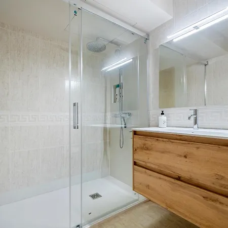 Apartment Luxury With Sea View And Parking Salou